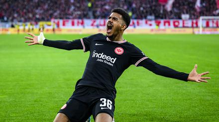 Ansgar Knauff war schon 2022 beim Europa-League-Triumph dabei.