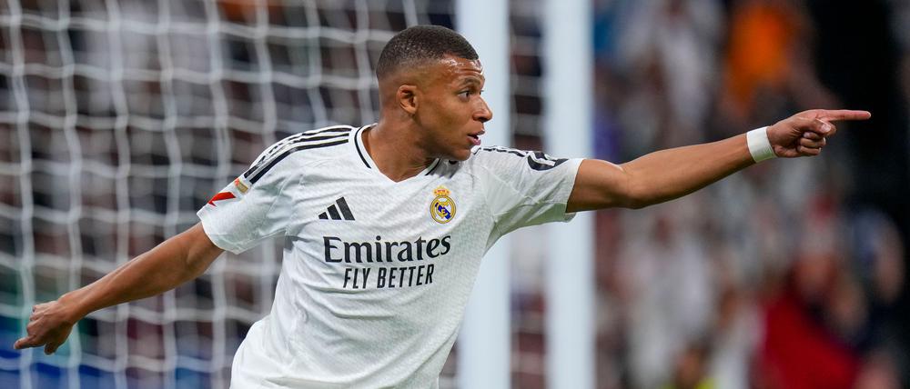Real Madrids Kylian Mbappé droht nach einer Oberschenkelverletzung eine dreiwöchige Pause.