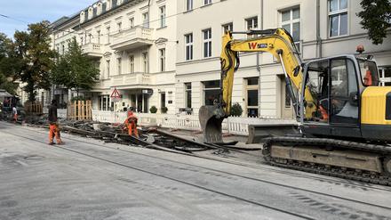 In der Friedrich-Ebert-Straße in Potsdam wird gebaut.