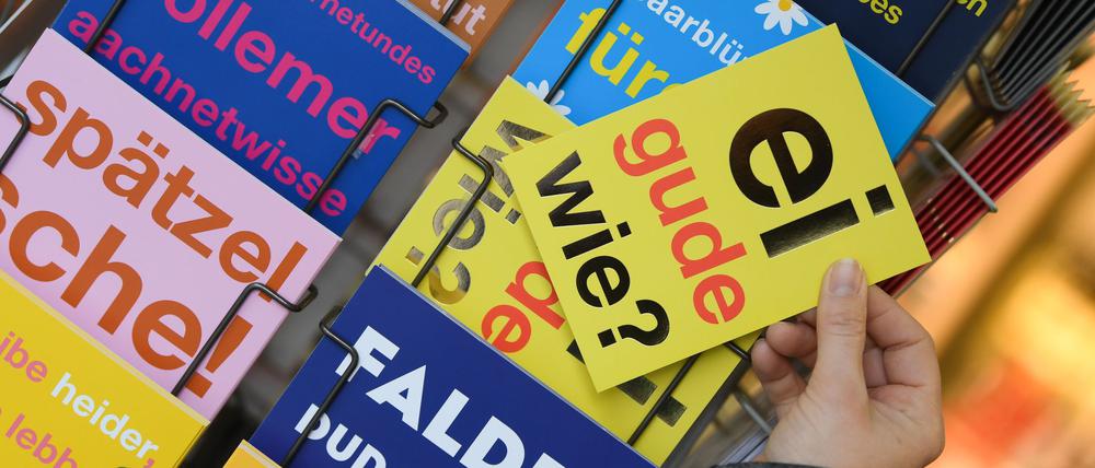 „Ei gude wie?“: Laut einer Umfrage sind immer weniger Menschen ihren eigenen Angaben zufolge solcher Sprachperlen nicht mehr mächtig.