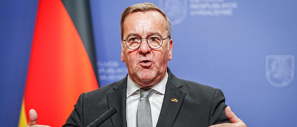 Boris Pistorius (SPD), Bundesminister der Verteidigung, nach seiner Rede im litauischen Parlament