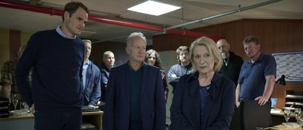 Ein letztes Mal im Kreise der Kollegen: Paula Ringelhahn (Dagmar Manzel) im „Tatort: Trotzdem“, der am 6. Oktober im Ersten ausgestrahlt wird.