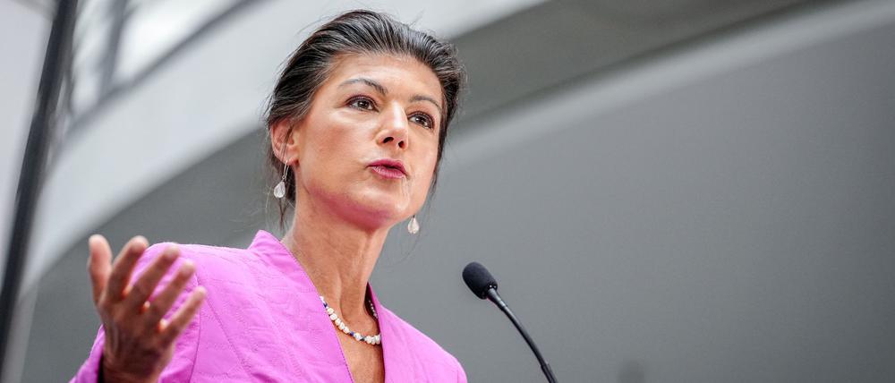 Parteigründerin Sahra Wagenknecht will künftige Landesregierungen mit BSW-Beteiligung auf außenpolitische Ziele festlegen (Archivbild)