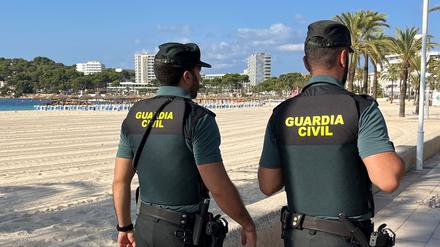  Beamte der Polizeieinheit Guardia Civil nahmen den Tatverdächtigen fest. (Archivfoto)