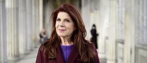 Claudia Wenzel hat 2024 das Buch „Mein Herz ließ sich nicht teilen“ veröffentlicht.