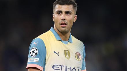 - Manchester City Fliegt auf die Emirate. Rodri of Manchester City. - 