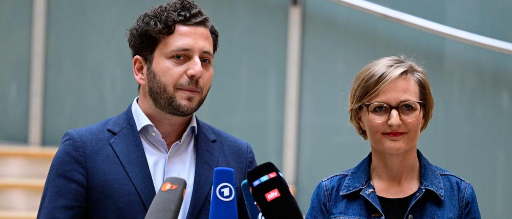 Felix Banaszak (links) und Franziska Brantner machen den Grünen ein personelles Angebot.