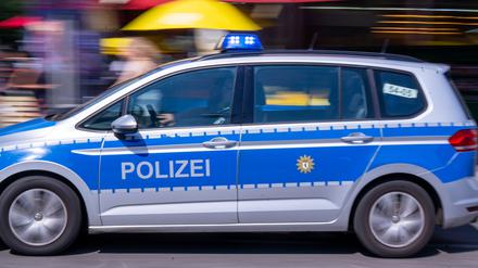 Ein Polizeieinsatz vor einer Moschee in Neukölln wurde massiv gestört. (Symbolbild)