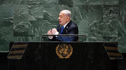 Nach seiner Rückkehr von der UN-Vollversammlung bestätigte Israels Premier Netanjahu, den Befehl für die gezielte Tötung von Hisbollah-Chef Nasrallah erteilt zu haben. 