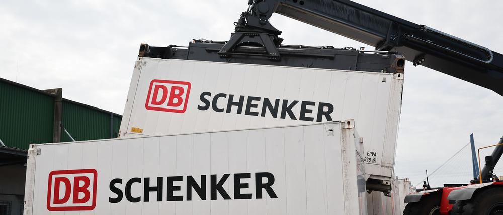 Der Verkauf von DB Schenker schien eigentlich sicher - doch jetzt will sich die EVG im letzten Moment dagegen stellen. (Archivbild)