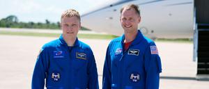 Sollen bis Anfang 2025 auf der ISS bleiben: Aleksandr Gorbunov (l) und Nick Hague.