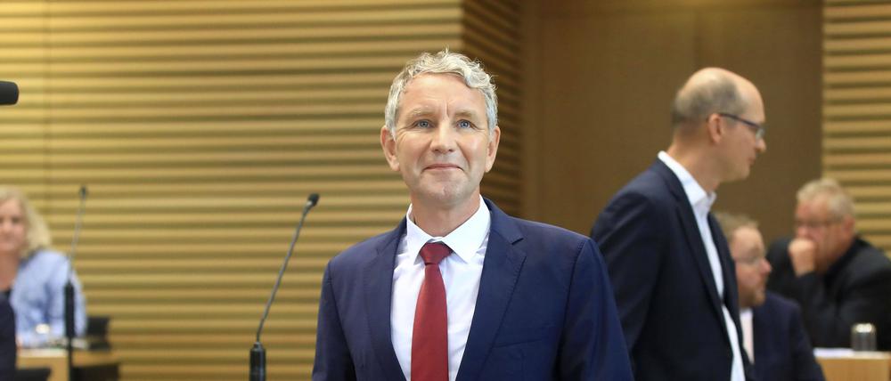 Björn Höcke, AfD-Fraktionschef, sitzt im Plenarsaal während der konstituierenden Sitzung des Thüringer Landtags.