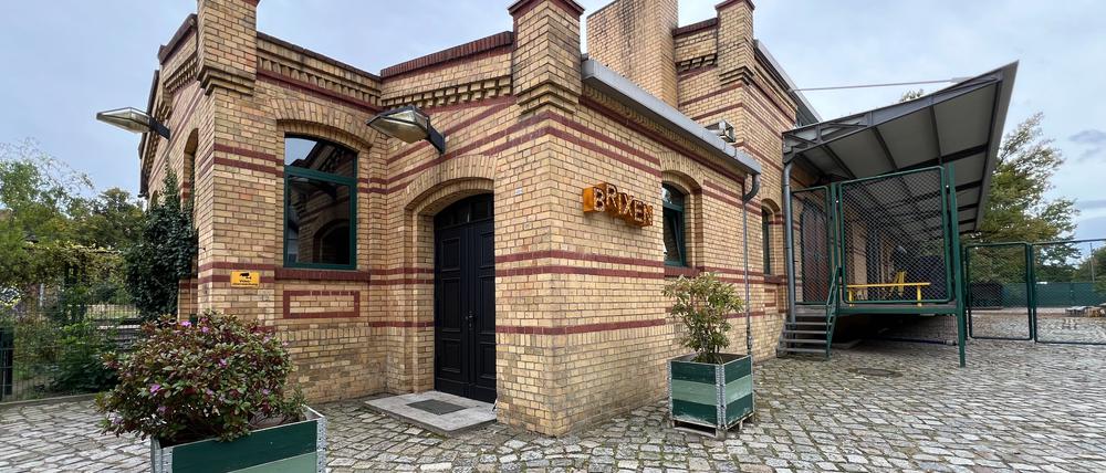 Das „Brixen“ ist ein neuer Veranstaltungsort in Zehlendorf-Mitte. Das ehemalige Gebäude des Güterbahnhofs Zehlendorf wurde aufwendig saniert.