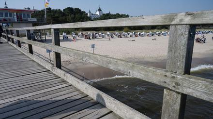 Wegen des Sturzes ihres Kindes von der dortigen Seebrücke wollte eine Brandenburgerin Geld von der Gemeinde Zinnowitz. (Archivbild)