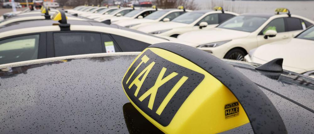 FreeNow konzentriert sich auf das Geschäft mit Taxis und erreicht damit die Gewinnzone.