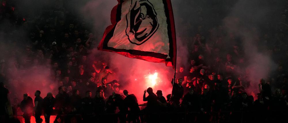 Ultras von Milan und Inter sollen Verbindungen zur Mafia haben.
