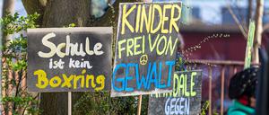 Mobbing unter Schülerinnen und Schülern kommt Lehrern zufolge oft vor. Archivbild