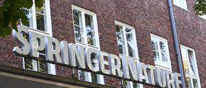 Das Verlagsgebäude von Springer Nature am Heidelberger Platz. Hier arbeiten 400 Redakteure. Weltweit hat das Unternehmen 9000 Mitarbeiter.