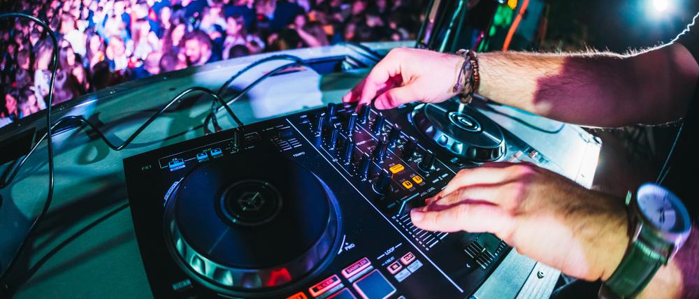 Der Ruf der Partystadt Berlin wird derzeit durch Meldungen von Clubschließungen bedroht.