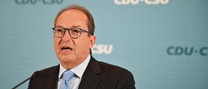 Alexander Dobrindt lehnt einen AfD-Verbotsantrag ab.