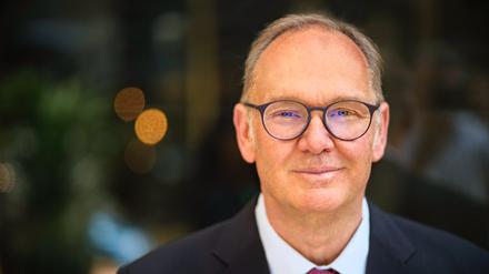 Der Berliner Unternehmer Harald Christ investiert in Technologie-Start-ups. Mit seiner Stiftung engagiert er sich gegen populistische Parteien, die seiner Ansicht nach den Standort Deutschland gefährden.