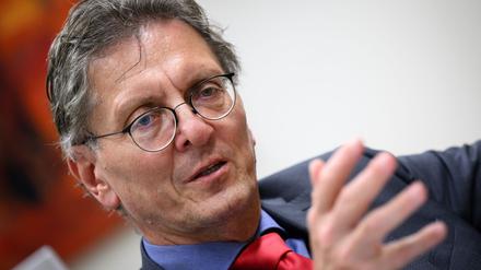 Bausenator Christian Gaebler (SPD) sieht keine Perspektive für den Erhalt des ehemaligen Spaßbads SEZ. (Archivfoto)