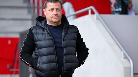 Bayern-Sportvorstand Max Eberl rügt Sven Ulreich für dessen Beschimpfung.