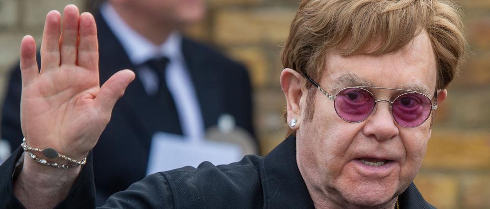 Pop-Legende Elton John hat nach eigenen Worten „noch nie so viel Glück empfunden wie jetzt“.