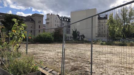 Hier, direkt hinter dem Kreuzberger Finanzamt am Mehringdamm, entsteht das „Modellprojekt Rathausblock“.