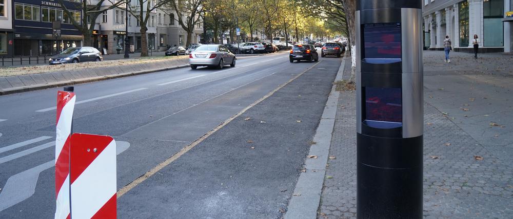 Am Kurfürstendamm hat die Berliner Polizei den zweiten stationären Tempo-Blitzer aufgestellt.