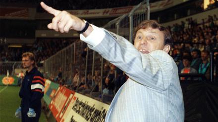 Eduard Geyer motivierte die Nationalspieler beim letzten Länderspiel der DDR gegen Belgien
