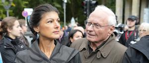 Oskar Lafontaine und Sahra Wagenknecht bei der Friedensdemonstration in Berlin.