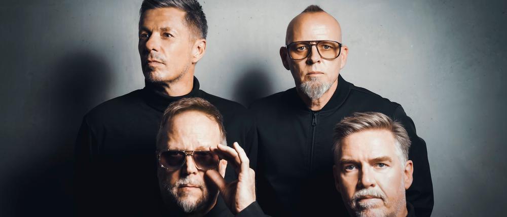 Die Bandmitglieder der Fantastischen Vier: Smudo, Andreas Rieke (unten, l-r), Michael Beck und Thomas D.