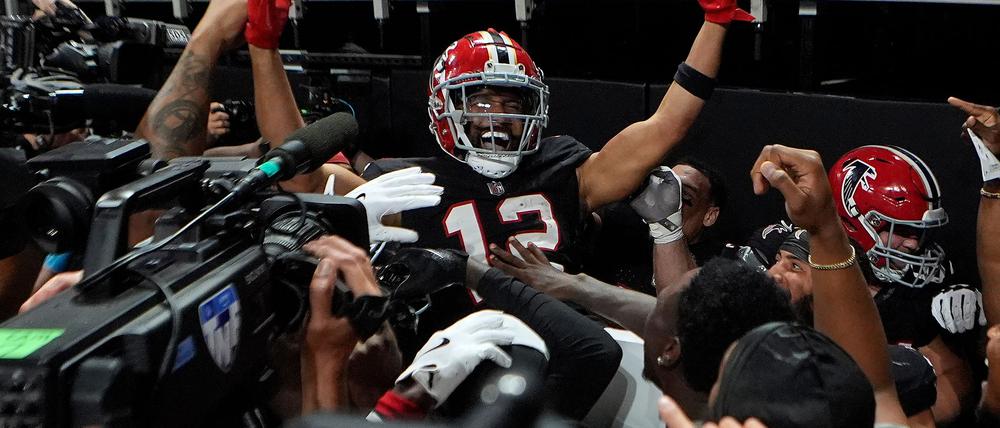 KhaDarel Hodge entschied die Partie mit einem Touchdown in der Verlängerung.