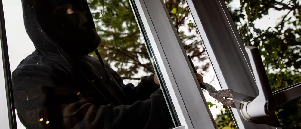 Die Bewohnerin konnte aus Angst zwei Wochen nicht in ihrer Wohnung übernachten. (Archivbild)