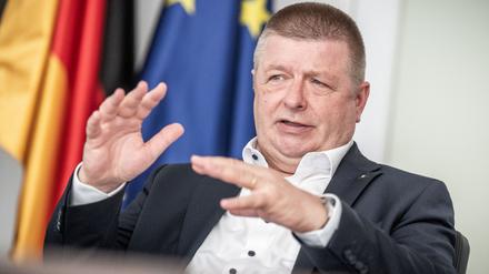 Das Bundesamt für Verfassungsschutz warnt vor gewalttätigen Aktionen auch gegen jüdische und israelische Personen und Einrichtungen. (Archivbild)