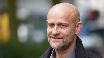 Als LKA-Ermittler Gabriel Bach in der ARD-Thriller-Serie „Informant“ steht Jürgen Vogel zwischen den Fronten.