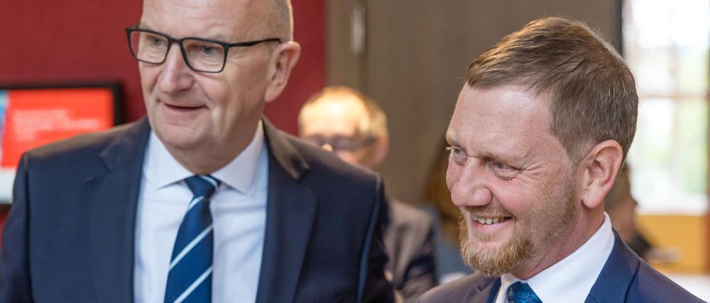 Wegen Appell zum Ukraine-Krieg in der Kritik: Dietmar Woidke und Michael Kretschmer. (Archivbild)