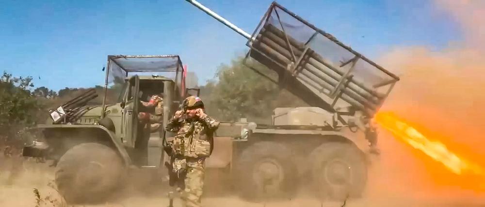 Russische Truppen rücken in der Ostukraine weiter vor, doch US-Experten sehen den Höhepunkt der Offensive bald überschritten. (Archivbild)