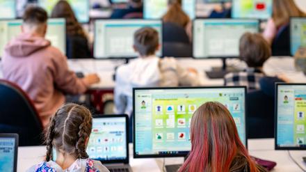 Unterricht für ukrainische Schüler, hier an einem Gymnasium in Sachsen im Oktober 2023. 