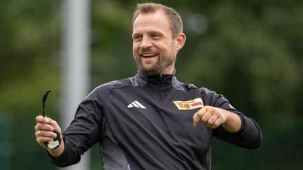 Trainer Bo Svensson freut sich auf das neue Union-Stadion.