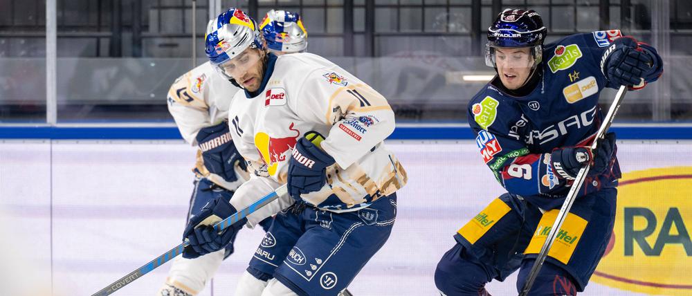 Ty Ronning (r.) ist wieder zurück im Team der Eisbären.
