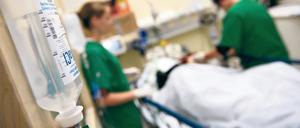 In der Notaufnahme eines Klinikums. (Symbolbild)