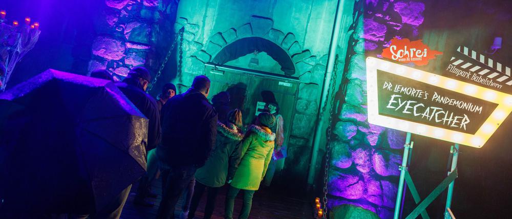 Wohl nichts für schwache Nerven - die Horrornächte im Oktober im Filmpark Babelsberg. (Archivbild)