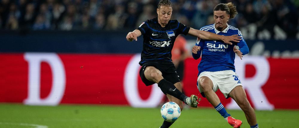Schalke und Hertha lieferten sich ein temporeiches Spiel.