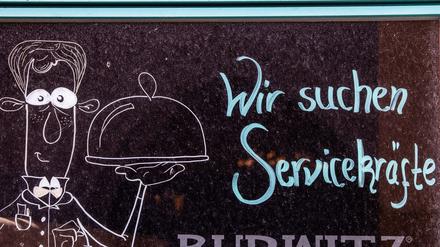 Das Gastgewerbe ist einer der Bereiche, in dem Fachkräfte besonders gebraucht werden. (Archivbild)