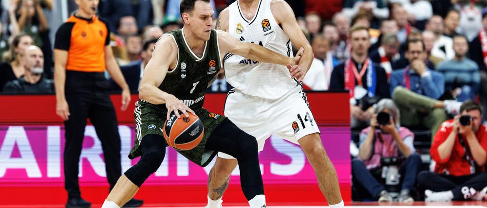 Johannes Voigtmann brachte die Bayern-Basketballer nach der Pause in die Spur.