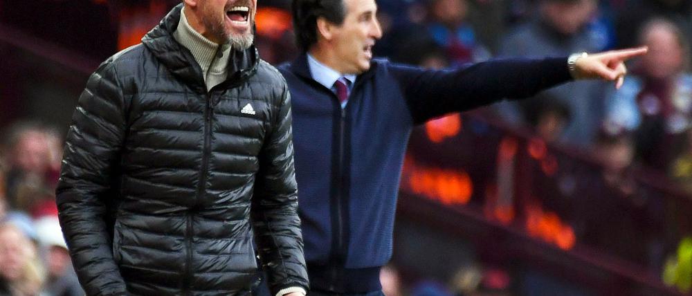 Erik ten Hag (l) droht bei Manchester United der Rauswurf.