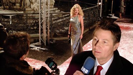 Ob vor dem Berlinale-Palast oder wie hier vor dem Konzerthaus am Gendarmenmarkt bei einer “Cinema for Peace“-Gala - Ulli Zelle war stets zur Stelle. 