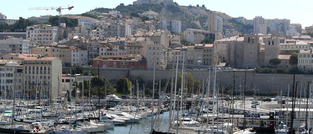 Die Hafenstadt Marseille wird seit langem von der Gewalt rivalisierender Drogenbanden erschüttert. (Archivbild)